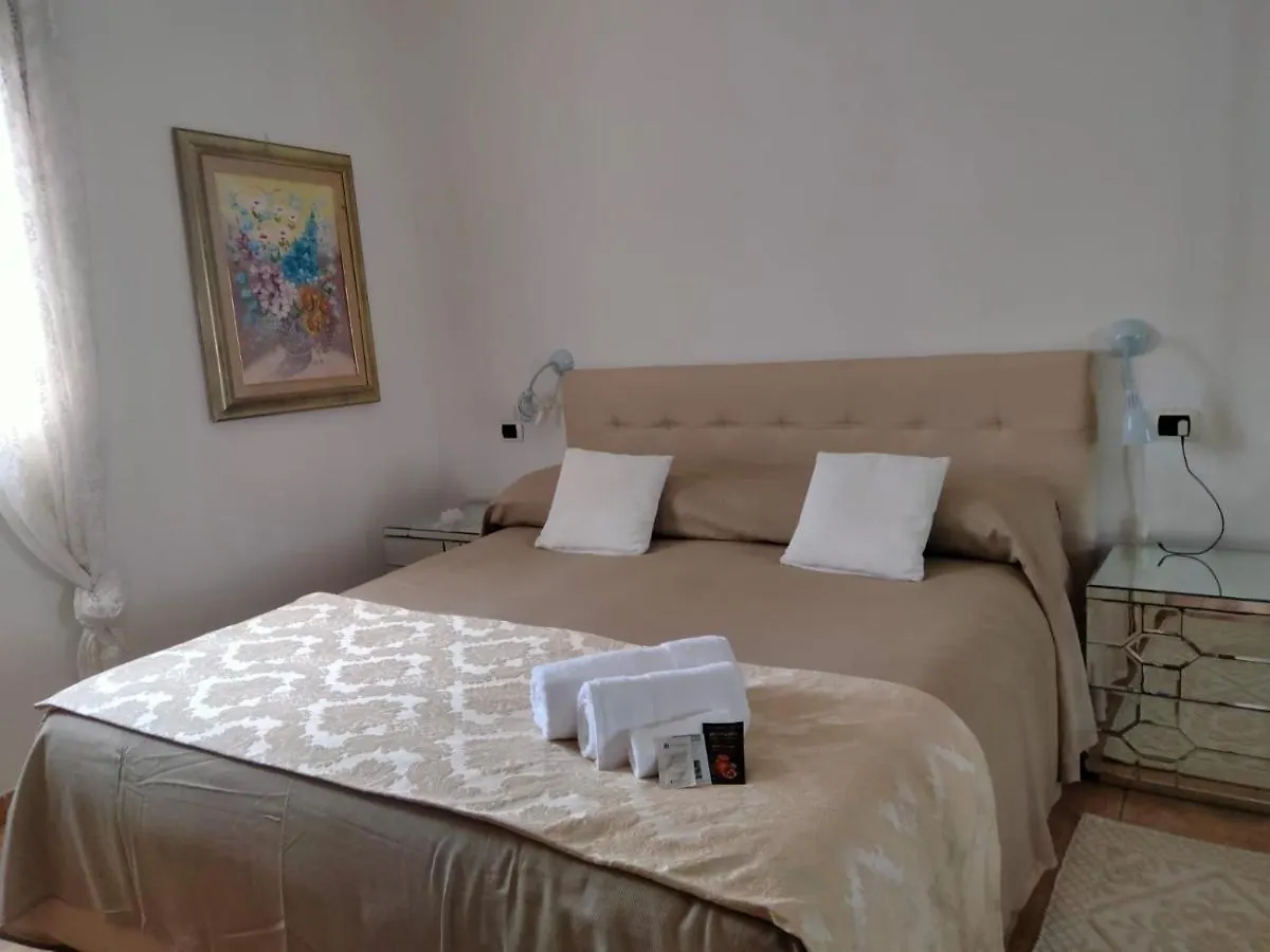 Bed & Breakfast Bed and Breakfast La Casa Dei Fenicotteri Olbia