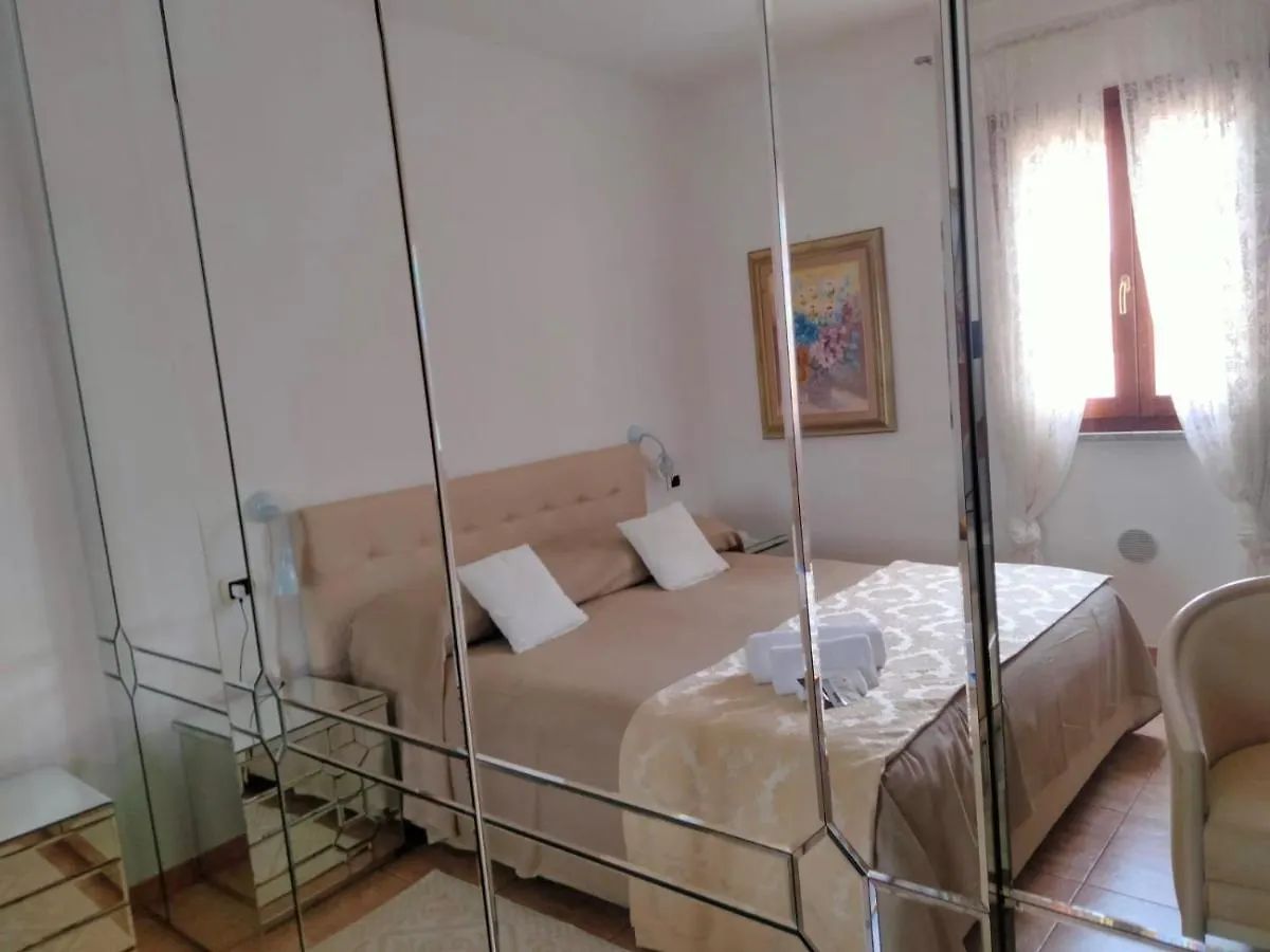 Bed and Breakfast La Casa Dei Fenicotteri Olbia Bed & Breakfast