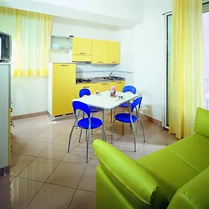 https://residence-queen-mary.emilia-romagnahotels.net